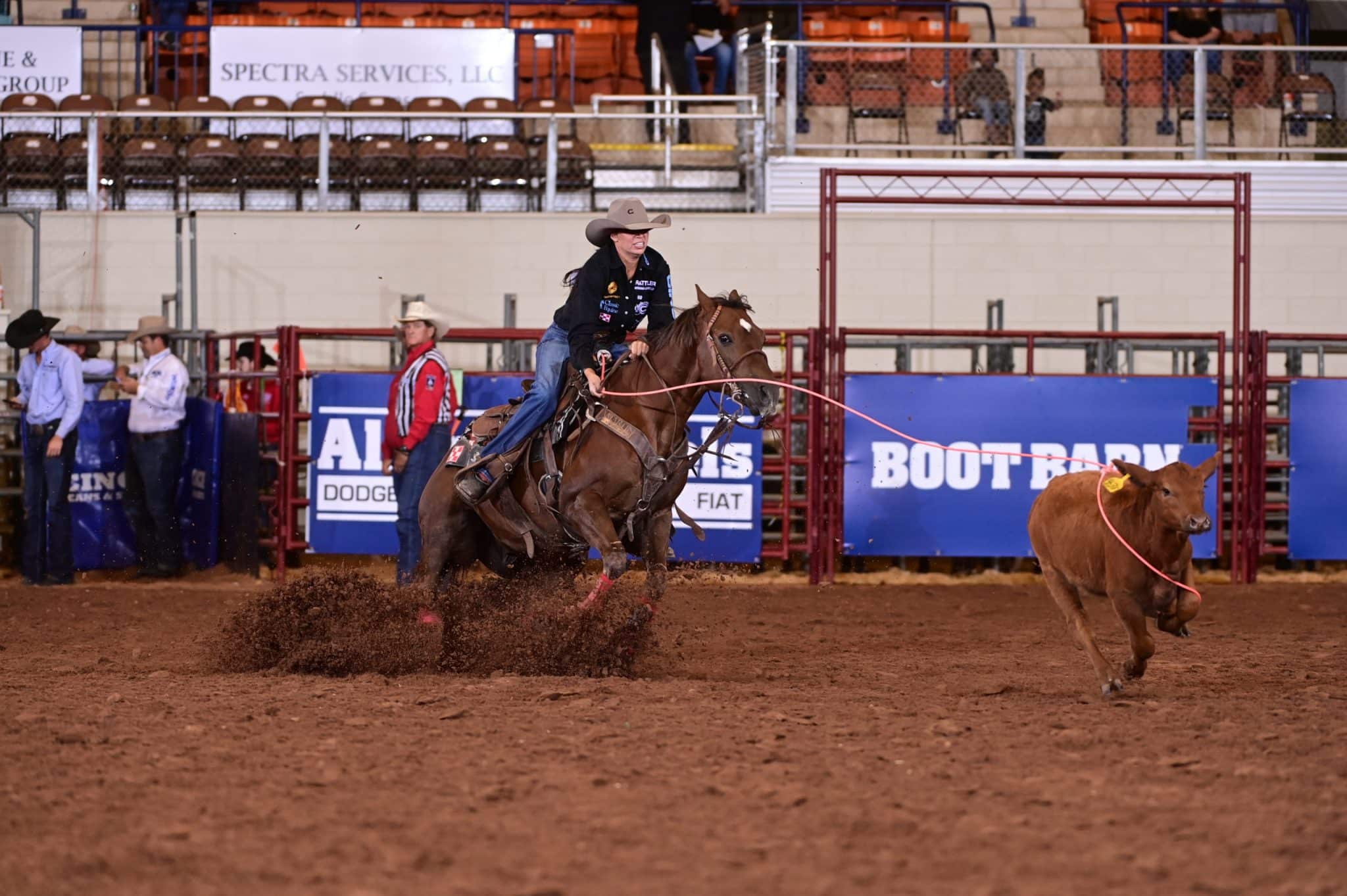 Martha Angelone and Madison Outhier win Texas Circuit Breakaway