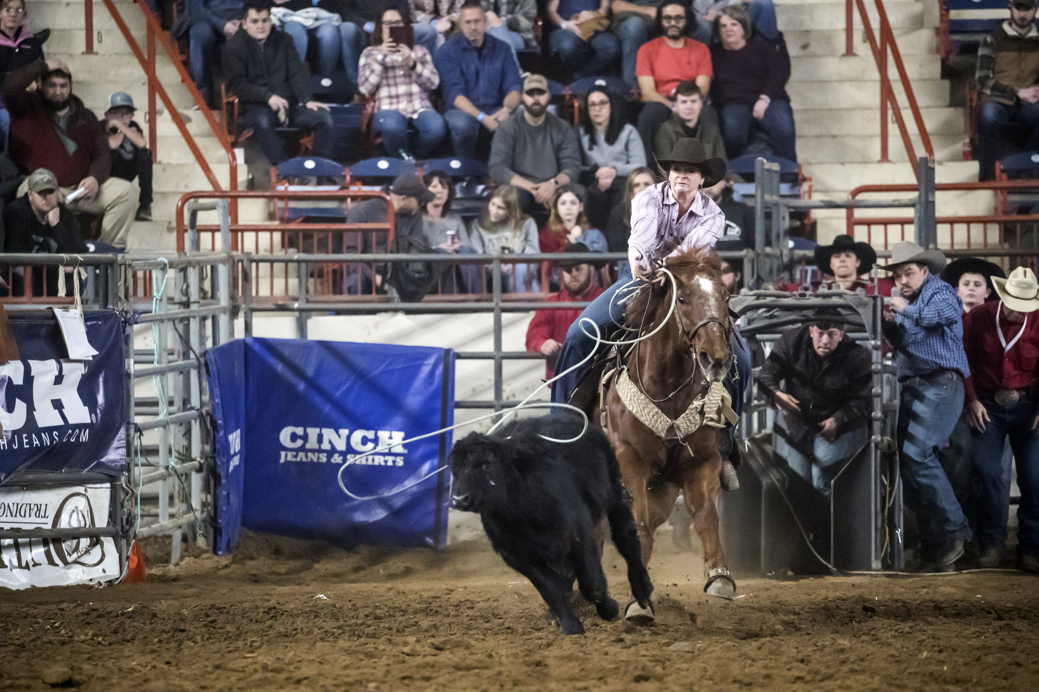 Cheyenne Chamberlain breakaway roping at the 2022 First Frontier Circuit Finals rodeo.